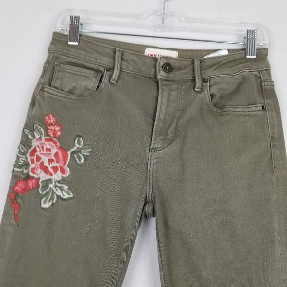 Driftwood Jackie Embroidered Jeans - Picture 3 of 8